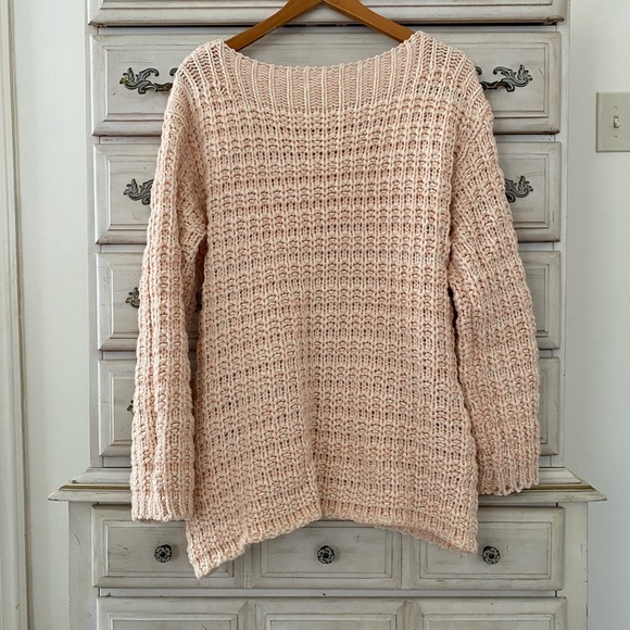 Beige & Pink Knit Pocketed Sweater by Listicle. VICI Collection. Size M. - Picture 2 of 5